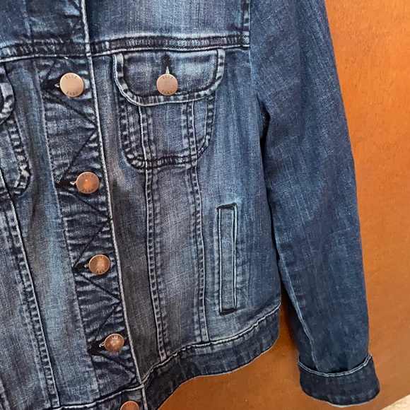 Elle Long Sleeve Dark Wash Jean Jacket - Picture 3 of 7